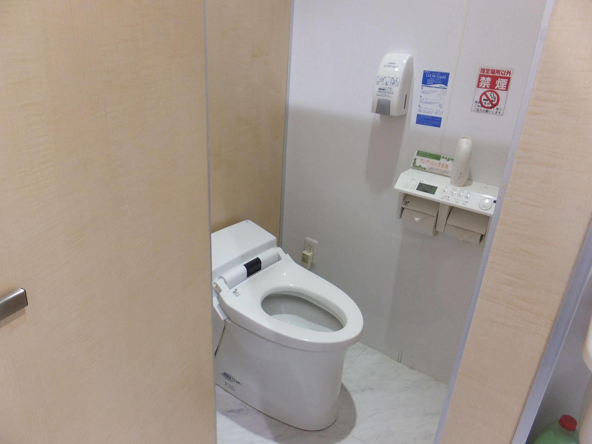Wellbe Sakae Hotel Nagoya Buitenkant foto